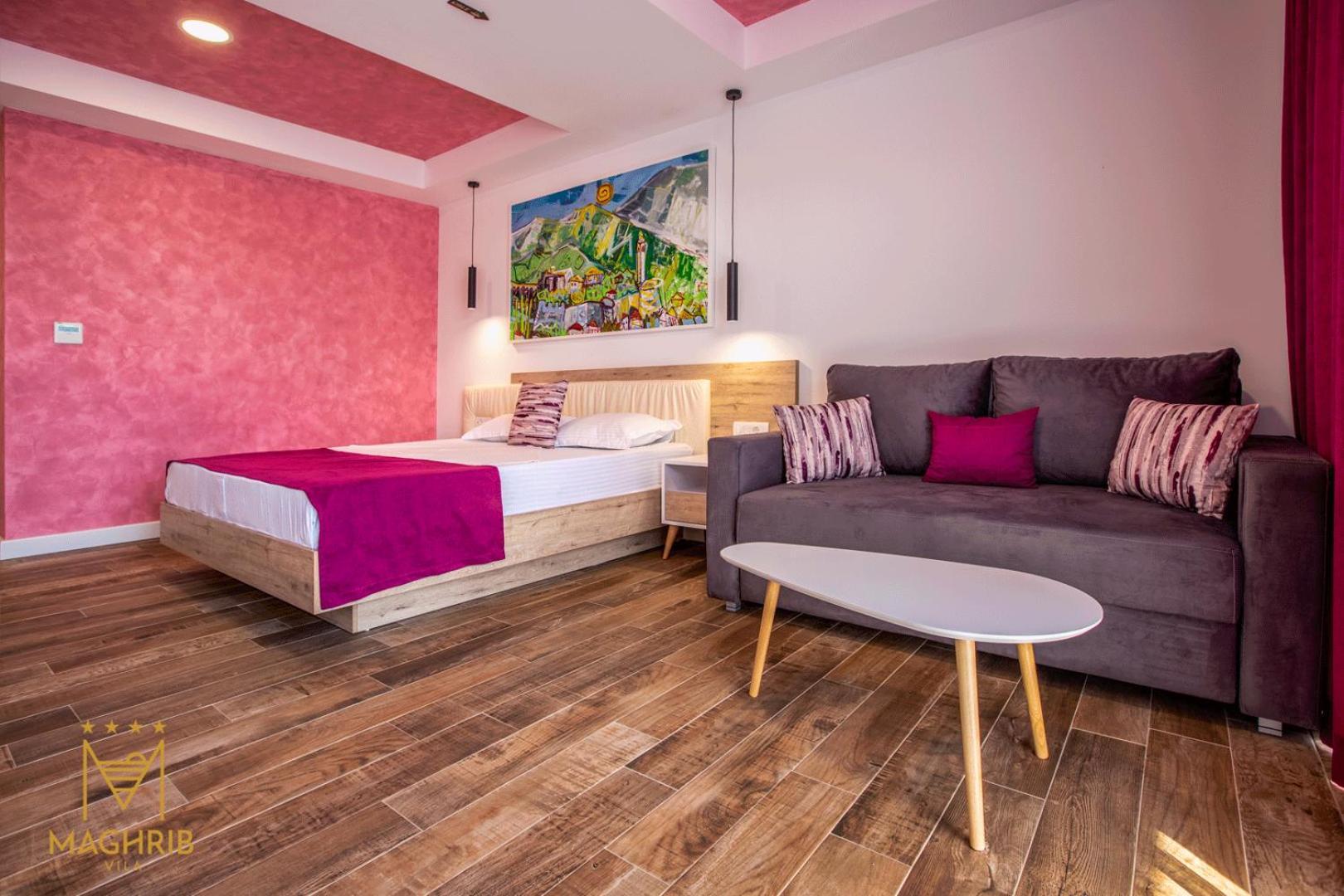 Maghrib Hotel Ulcinj Eksteriør bilde