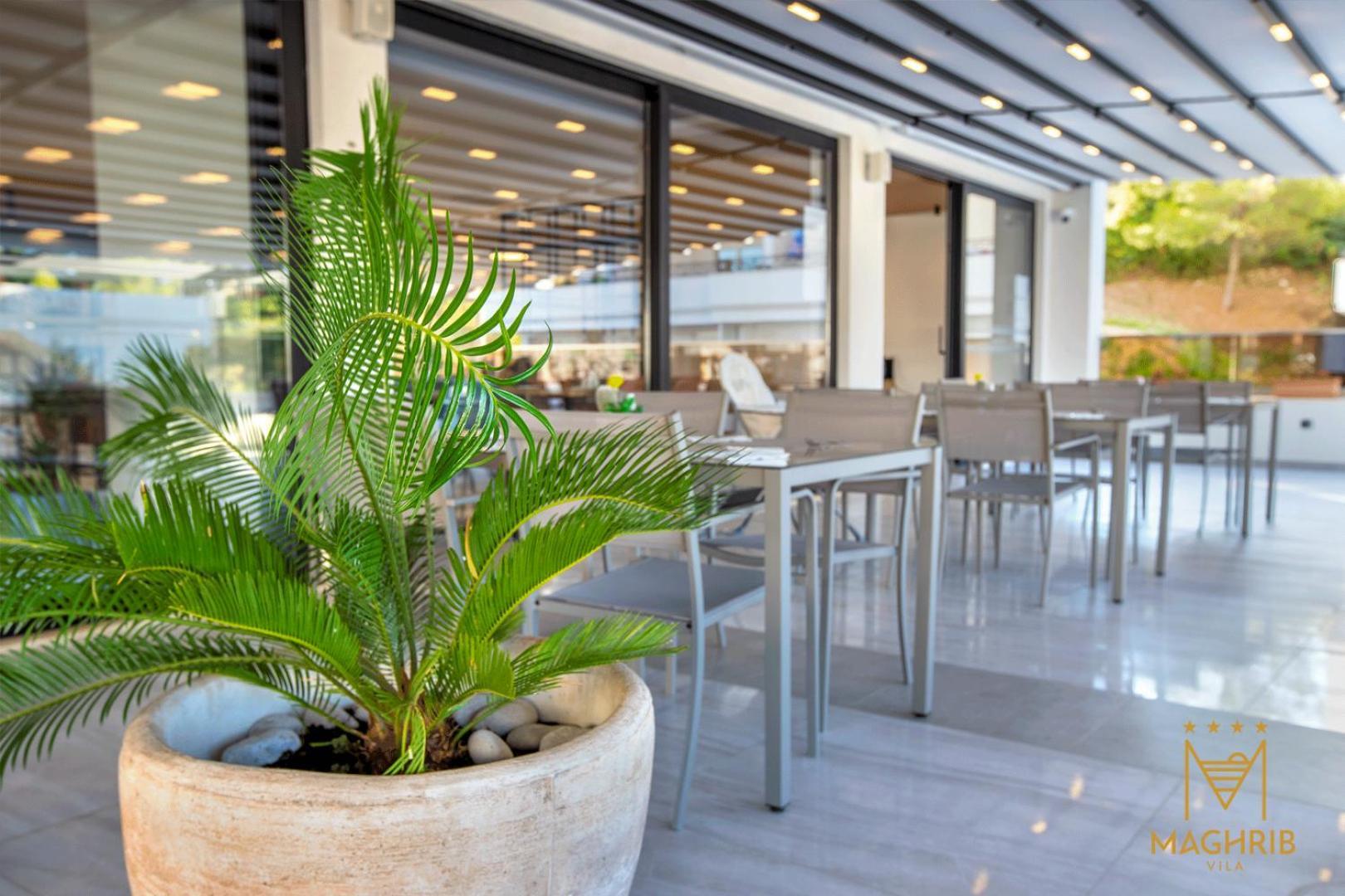 Maghrib Hotel Ulcinj Eksteriør bilde