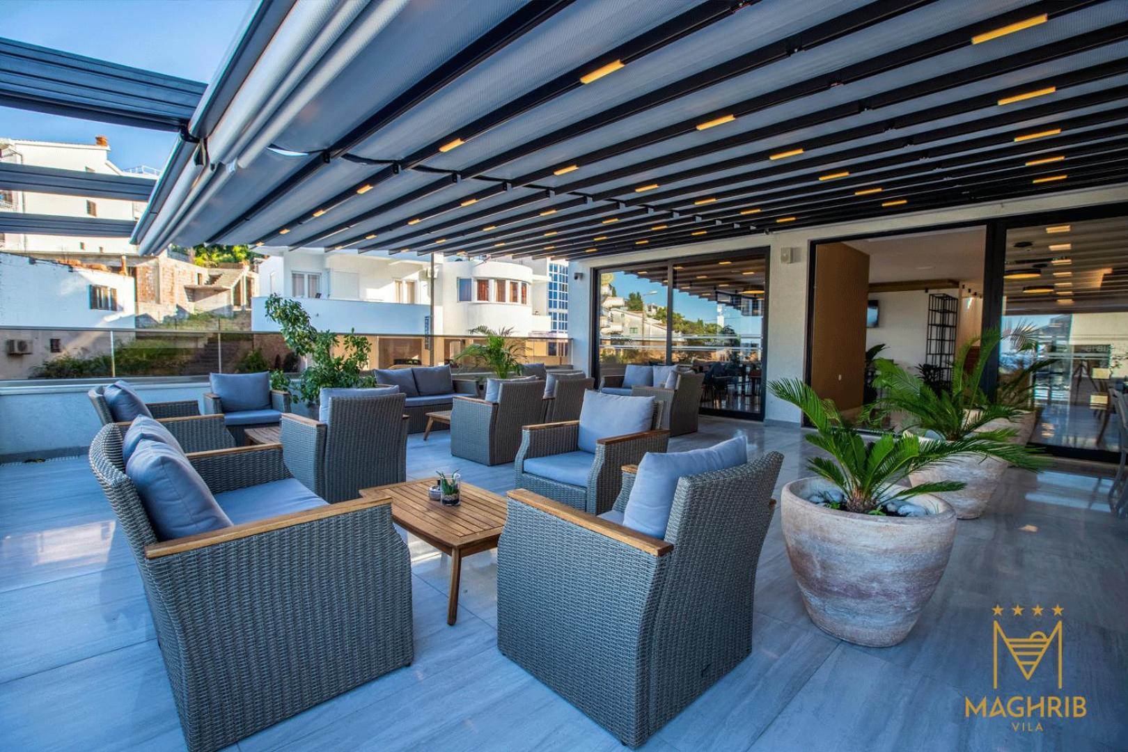 Maghrib Hotel Ulcinj Eksteriør bilde